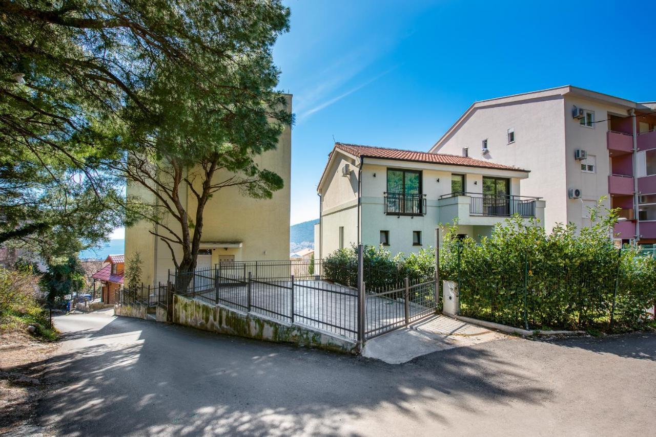 Villa Lazi Sea View Budva Eksteriør billede